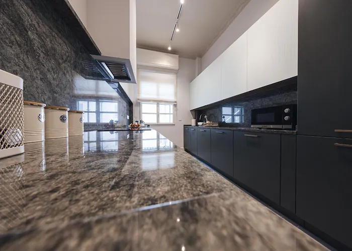 Balluta 122 -the Baroness- Stylish By Homely *