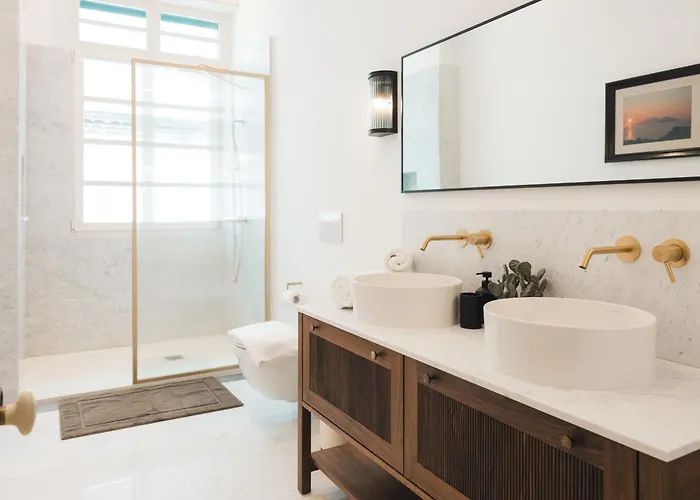 Balluta 122 -the Baroness- Stylish By Homely *